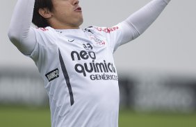 William que entra no lugar de Emerson suspenso, durante o treino do Corinthians, esta manh no CT Joaquim Grava, no Parque Ecolgico do Tiete, que serviu como preparao para o jogo contra o Fluminense, amanh, dia 11/09, domingo a tarde, no Engenho, vlida pela 23 rodada do Brasileiro 2011