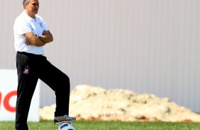 O tcnico Tite do Corinthians durante treino realizado no CT Joaquim Grava