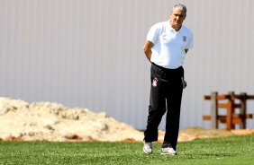 O técnico Tite do Corinthians durante treino realizado no CT Joaquim Grava