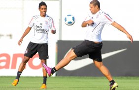 Adriano durante treino do Corinthians realizado no Centro de treinamento Joaquim Grava