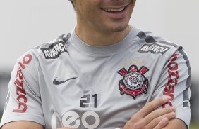 Alex durante o treino desta manh no CT Joaquim Grava, no Parque Ecolgico do Tiete, o prximo jogo ser contra o Atltico-GO, domingo, dia 09/10, no Pacaembu, vlida pela 28 rodada do Brasileiro 2011