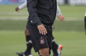 O atacante Adriano durante o treino desta manh no CT Joaquim Grava, no Parque Ecolgico do Tiete, o prximo jogo ser contra o Atltico-GO, domingo, dia 09/10, no Pacaembu, vlida pela 28 rodada do Brasileiro 2011