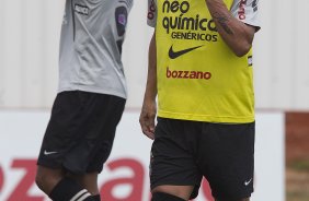 Denner(e) e Emerson durante o treino desta manh no CT Joaquim Grava, no Parque Ecolgico do Tiete, o prximo jogo ser contra o Botafogo, quarta-feira a noite, dia 12/10, no Pacaembu, vlida pela 29 rodada do Brasileiro 2011