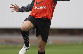 Alex durante o treino desta manh no CT Joaquim Grava, no Parque Ecolgico do Tiete, o prximo jogo ser contra o Cruzeiro, amanh, domingo, dia 16/10, na Serejo, vlida pela 30 rodada do Brasileiro 2011