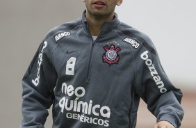 Leandro Castn durante o treino desta manh no CT Joaquim Grava, no Parque Ecolgico do Tiete, o prximo jogo ser contra o Cruzeiro, amanh, domingo, dia 16/10, na Serejo, vlida pela 30 rodada do Brasileiro 2011