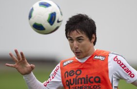 Willian  durante o treino desta manh no CT Joaquim Grava, no Parque Ecolgico do Tiete, o prximo jogo ser contra o Cruzeiro, amanh, domingo, dia 16/10, na Serejo, vlida pela 30 rodada do Brasileiro 2011