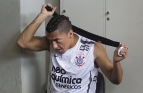 Ralf nos vestiários antes da partida entre Cruzeiro x Corinthians, realizada esta tarde no estádio da Arena do Jacaré, em Sete Lagoas/MG, válida pela 30ª rodada do Campeonato Brasileiro de 2011