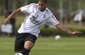 Adriano durante o treino esta tarde no CT Joaquim Grava, no Parque Ecolgico do Tiete, o prximo jogo ser contra o Internacional/RS, domingo, dia 23/10, no estdio Beira-Rio, vlida pela 31 rodada do Brasileiro 2011