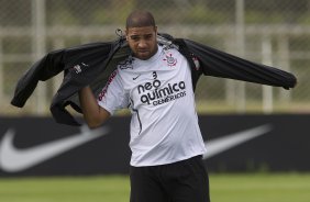 Adriano durante o treino esta tarde no CT Joaquim Grava, no Parque Ecolgico do Tiete, o prximo jogo ser contra o Internacional/RS, domingo, dia 23/10, no estdio Beira-Rio, vlida pela 31 rodada do Brasileiro 2011