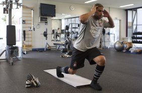 Adriano durante o treino na academia esta manh no CT Joaquim Grava, no Parque Ecolgico do Tiete, o prximo jogo ser contra o Internacional/RS, domingo, dia 23/10, no estdio Beira-Rio, vlida pela 31 rodada do Brasileiro 2011