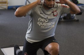 Adriano durante o treino na academia esta manh no CT Joaquim Grava, no Parque Ecolgico do Tiete, o prximo jogo ser contra o Internacional/RS, domingo, dia 23/10, no estdio Beira-Rio, vlida pela 31 rodada do Brasileiro 2011