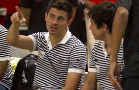 Alex e Willian nos vestiários antes da partida entre Internacional/RS x Corinthians, realizada esta tarde no estádio Beira Rio, em Porto Alegre/RS, válida pela 31ª rodada do Campeonato Brasileiro de 2011