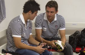 Nene Bonilha e Paulo André nos vestiários antes da partida entre Internacional/RS x Corinthians, realizada esta tarde no estádio Beira Rio, em Porto Alegre/RS, válida pela 31ª rodada do Campeonato Brasileiro de 2011