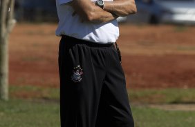 Tite durante o treino desta manh no CT Joaquim Grava, no Parque Ecolgico do Tiete, o prximo jogo ser contra o Ava, domingo, dia 30/10, no Pacaembu, vlida pela 32 rodada do Brasileiro 2011