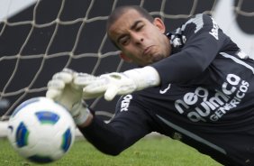 Danilo Fernandes durante o treino desta manh no CT Joaquim Grava, no Parque Ecolgico do Tiete, o prximo jogo ser contra o Ava, domingo, dia 30/10, no Pacaembu, vlida pela 32 rodada do Brasileiro 2011