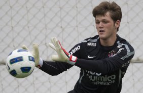 Renan durante o treino desta manh no CT Joaquim Grava, no Parque Ecolgico do Tiete, o prximo jogo ser contra o Ava, domingo, dia 30/10, no Pacaembu, vlida pela 32 rodada do Brasileiro 2011