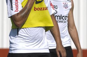 Adriano e Paulo Andr durante o treino desta tarde no CT Joaquim Grava, no Parque Ecolgico do Tiete, o prximo jogo ser contra o Ava, domingo, dia 30/10, no Pacaembu, vlida pela 32 rodada do Brasileiro 2011