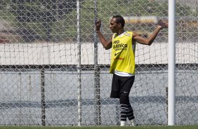 Liedson durante o treino desta manh no CT Joaquim Grava, no Parque Ecolgico do Tiete, o prximo jogo ser contra o Ava, amanh, domingo, dia 30/10, no Pacaembu, vlida pela 32 rodada do Brasileiro 2011