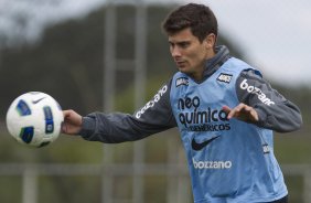 Alex durante o treino desta manh no CT Joaquim Grava, no Parque Ecolgico do Tiete, o prximo jogo ser contra o Amrica-MG, domingo, dia 05/11, no Parque do Sabia, em Uberlandia/MG, vlida pela 33 rodada do Brasileiro 2011