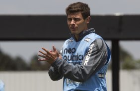 Alex durante o treino desta manh no CT Joaquim Grava, no Parque Ecolgico do Tiete, o prximo jogo ser contra o Amrica-MG, domingo, dia 05/11, no Parque do Sabia, em Uberlandia/MG, vlida pela 33 rodada do Brasileiro 2011