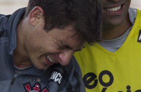 Alex e Emerson durante o treino desta manh no CT Joaquim Grava, no Parque Ecolgico do Tiete, o prximo jogo ser contra o Amrica-MG, domingo, dia 05/11, no Parque do Sabia, em Uberlandia/MG, vlida pela 33 rodada do Brasileiro 2011