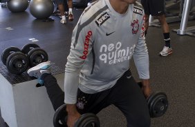 Paulinho durante o treino desta manh no CT Joaquim Grava, no Parque Ecolgico do Tiete, o prximo jogo ser contra o Amrica-MG, domingo, dia 05/11, no Parque do Sabia, em Uberlandia/MG, vlida pela 33 rodada do Brasileiro 2011