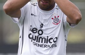 Adriano durante o treino desta tarde no CT Joaquim Grava, no Parque Ecolgico do Tiete, o prximo jogo ser contra o Atltico-PR, domingo, dia 12/11, no estdio do Pacaembu, vlida pela 34 rodada do Brasileiro 2011