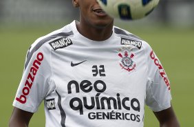 Edenilson durante o treino desta tarde no CT Joaquim Grava, no Parque Ecolgico do Tiete, o prximo jogo ser contra o Atltico-PR, domingo, dia 12/11, no estdio do Pacaembu, vlida pela 34 rodada do Brasileiro 2011