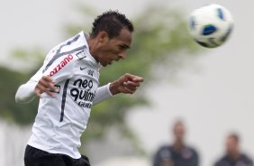 Liedson durante o treino desta tarde no CT Joaquim Grava, no Parque Ecolgico do Tiete, o prximo jogo ser contra o Atltico-PR, domingo, dia 12/11, no estdio do Pacaembu, vlida pela 34 rodada do Brasileiro 2011