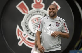 Adriano durante o treino esta manh no CT Joaquim Grava, no Parque Ecolgico do Tiete, o prximo jogo ser contra o Atltico-PR, amanh, domingo, dia 13/11, no estdio do Pacaembu, vlida pela 34 rodada do Brasileiro 2011