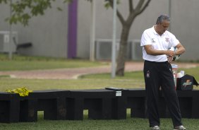 Tite durante o treino esta manh no CT Joaquim Grava, no Parque Ecolgico do Tiete, o prximo jogo ser contra o Atltico-PR, amanh, domingo, dia 13/11, no estdio do Pacaembu, vlida pela 34 rodada do Brasileiro 2011