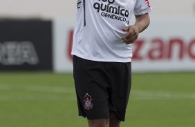 Adriano durante o treino desta tarde no CT Joaquim Grava, no Parque Ecolgico do Tiete, o prximo jogo ser contra o Atltico-MG, domingo dia 20/11, no estdio do Pacaembu, vlida pela 36 rodada do Brasileiro 2011