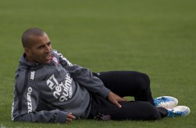 Emerson durante o treino desta tarde no CT Joaquim Grava, no Parque Ecolgico do Tiete, o prximo jogo ser contra o Atltico-MG, domingo dia 20/11, no estdio do Pacaembu, vlida pela 36 rodada do Brasileiro 2011