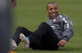 Emerson durante o treino desta tarde no CT Joaquim Grava, no Parque Ecolgico do Tiete, o prximo jogo ser contra o Atltico-MG, domingo dia 20/11, no estdio do Pacaembu, vlida pela 36 rodada do Brasileiro 2011
