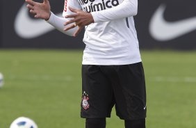Liedson durante o treino desta tarde no CT Joaquim Grava, no Parque Ecolgico do Tiete, o prximo jogo ser contra o Atltico-MG, domingo dia 20/11, no estdio do Pacaembu, vlida pela 36 rodada do Brasileiro 2011