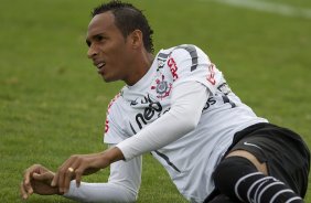 Liedson durante o treino desta tarde no CT Joaquim Grava, no Parque Ecolgico do Tiete, o prximo jogo ser contra o Atltico-MG, domingo dia 20/11, no estdio do Pacaembu, vlida pela 36 rodada do Brasileiro 2011