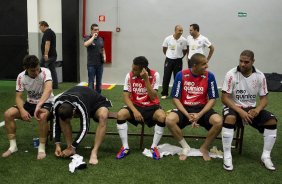 Adriano nos vestirios aps a partida entre Corinthians x Atltico-MG, realizada esta tarde no estdio do Pacaembu, vlida pela 36 rodada do Campeonato Brasileiro de 2011