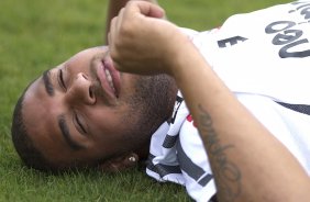 Adriano durante o treino desta manhã no CT Joaquim Grava, no Parque Ecológico do Tiete, o próximo jogo será contra o Figueirense/SC, domingo dia 26/11, no estádio Orlando Scarpelli, válida pela 37ª rodada do Brasileirão 2011