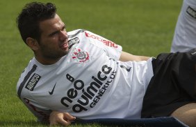 Leandro Castán durante o treino desta manhã no CT Joaquim Grava, no Parque Ecológico do Tiete, o próximo jogo será contra o Figueirense/SC, domingo dia 26/11, no estádio Orlando Scarpelli, válida pela 37ª rodada do Brasileirão 2011