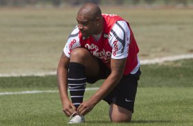 Adriano durante o treino desta manh no CT Joaquim Grava, no Parque Ecolgico do Tiete, o prximo jogo ser contra o Figueirense/SC, amanh, domingo dia 27/11, no estdio Orlando Scarpelli, vlida pela 37 rodada do Brasileiro 2011