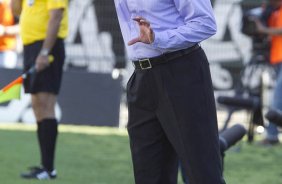 Tite durante a partida entre FIGUEIRENSE/SC x CORINTHIANS/SP, realizada esta tarde no estádio Orlando Scarpelli, válida pela 37ª rodada do Campeonato Brasileiro de 2011. Florianópolis/Brasil