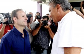 O técnico Tite do Corinthians e o Piloto de Formula 1 Rubens Barrichello durante treino realizado no CT Joaquim Grava