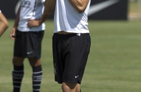 Leandro Castn durante o treino desta manh no CT Joaquim Grava, no Parque Ecolgico do Tiete, o prximo jogo ser contra o Palmeiras, domingo, dia 04/12, no estdio do Pacaembu, vlida pela 38 rodada, a ltima, do Brasileiro 2011