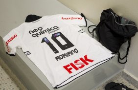 Camisa de Adriano nos vestiários antes da partida entre Corinthians x Palmeiras, realizada esta tarde no estádio do Pacaembu, válida pela 38ª rodada do Campeonato Brasileiro de 2011