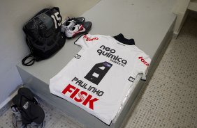 Camisa de Paulinho nos vestiários antes da partida entre Corinthians x Palmeiras, realizada esta tarde no estádio do Pacaembu, válida pela 38ª rodada do Campeonato Brasileiro de 2011