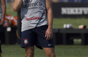 Alex que volta ao time titular durante o treino desta tarde no CT Joaquim Grava, no Parque Ecolgico do Tiete. O prximo jogo da equipe ser amanh, quarta-feira, dia 08/02, contra o Mogi Mirim, no Estdio Romildo Vitor Gomes Ferreira, pela 6 rodada do Campeonato Paulista 2012