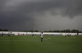 Temporal se armando durante o treino desta tarde no CT Joaquim Grava, no Parque Ecolgico do Tiete. O prximo jogo da equipe ser domingo, dia 12/02, contra o So Paulo, no Pacaembu, pela 7 rodada do Campeonato Paulista 2012