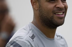 Adriano durante o treino desta manh no CT Joaquim Grava, no Parque Ecolgico do Tiete. O prximo jogo da equipe ser quarta-feira, dia 29/02, contra a Catanduvense, no estdio do Pacaembu, pela 11 rodada do Campeonato Paulista 2012