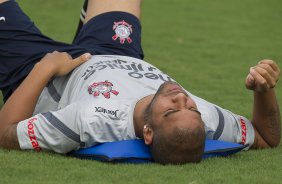 Adriano durante o treino desta manh no CT Joaquim Grava, no Parque Ecolgico do Tiete. O prximo jogo da equipe ser quarta-feira, dia 29/02, contra a Catanduvense, no estdio do Pacaembu, pela 11 rodada do Campeonato Paulista 2012