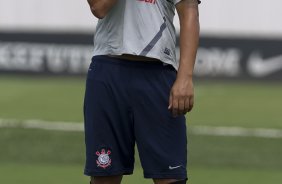Adriano durante o treino desta manh no CT Joaquim Grava, no Parque Ecolgico do Tiete. O prximo jogo da equipe ser quarta-feira, dia 29/02, contra a Catanduvense, no estdio do Pacaembu, pela 11 rodada do Campeonato Paulista 2012